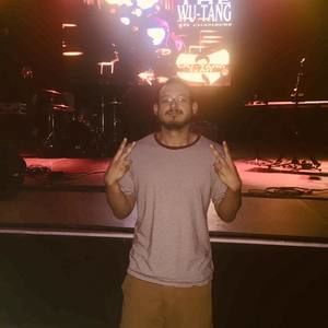 Meet your Posher, Lee